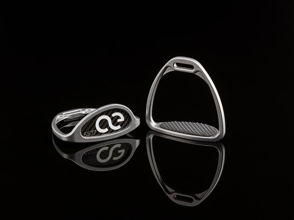 Stirrups American Equus SS77 Carbonfiber 5.5 oz